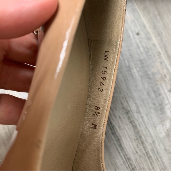 Stuart Weitzman nude peep toe heels size 8.5 - Picture 6 of 11
